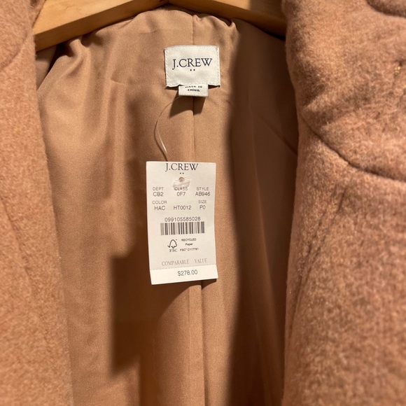 Petite City Coat - Picture 4 of 8